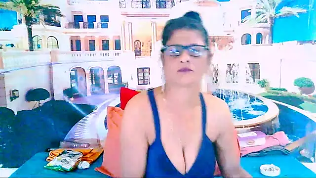 IndianAllure – Naživo XXX chat