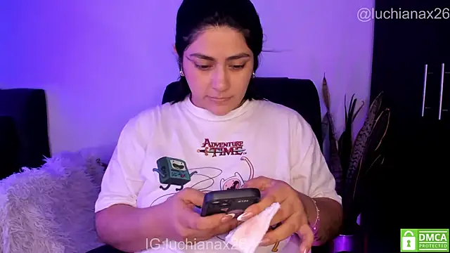 Chat XXX en directo de lucy26_