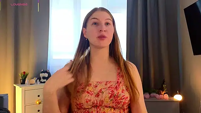 LorettaGladman 现场XXX聊天