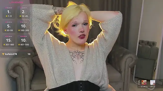 Lollita_Morgann Webbikameraesitys