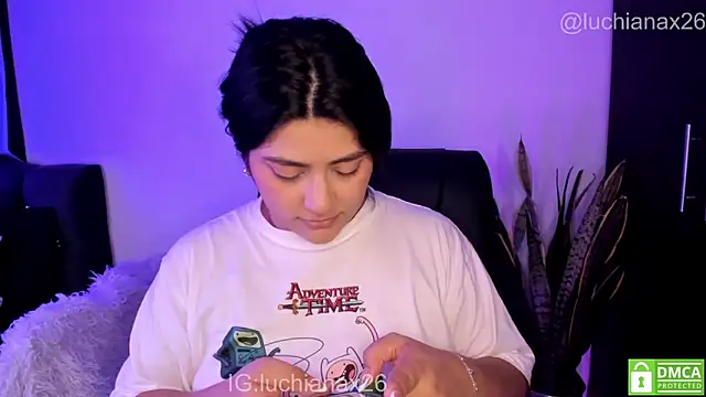 Chatroom XXX en direct de lucy26_