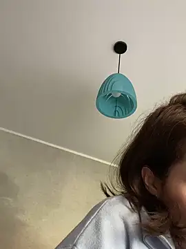 Ms-Lust1- Chat XXX in diretta