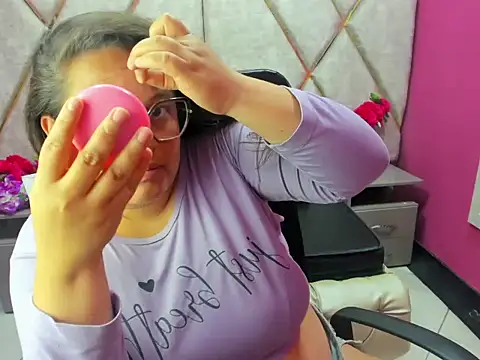 Sarah_Boobs_ live XXX chat