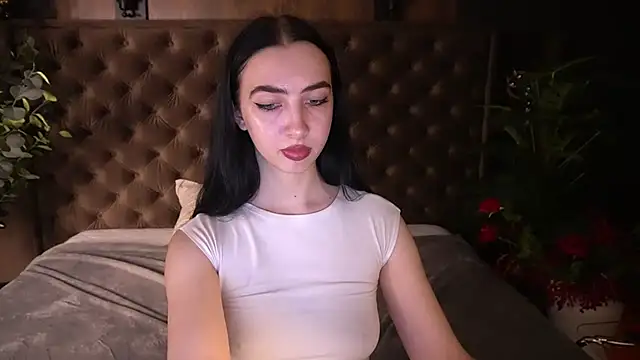 WildKittenX_n Live XXX chat