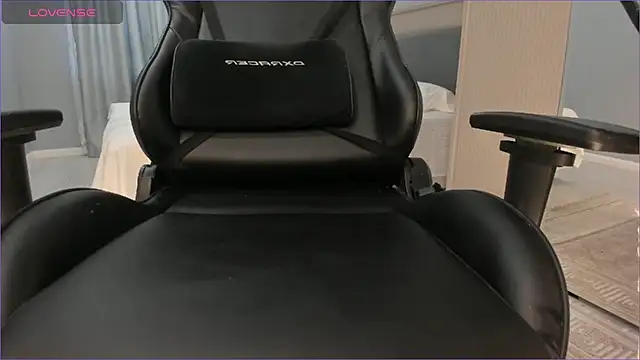 lovelymikky: απευθείας συνομιλία ΧΧΧ