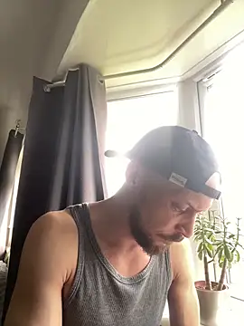 MattMiller28 live XXX chat