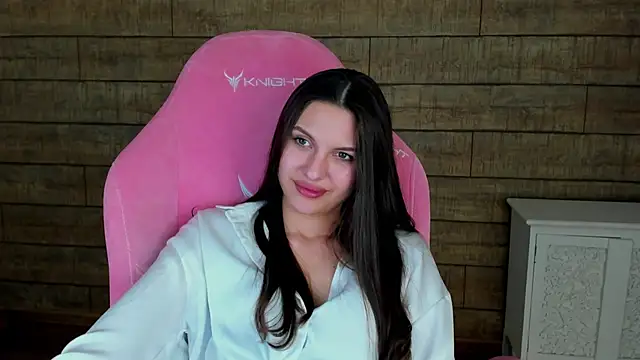 دردشة AliceVersal الجنسية المباشرة