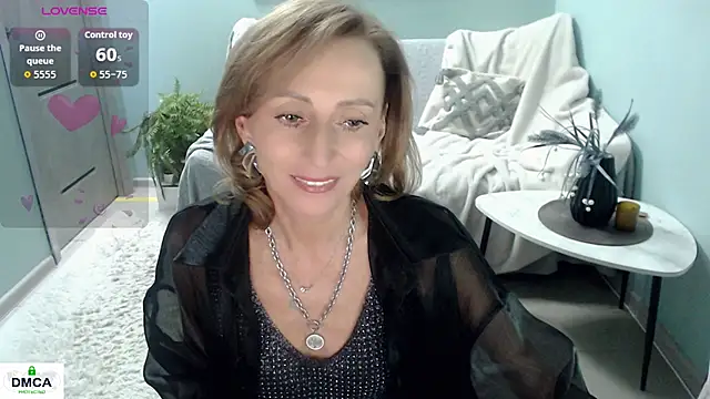 HornyMilf_777: απευθείας συνομιλία ΧΧΧ