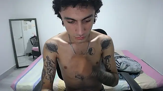 present_the_magicn Webbikameraesitys