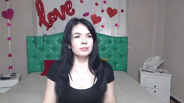 Chat +18 de JasmineKouch ao vivo