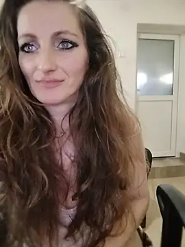 Chat +18 de CrazyMaya39 ao vivo