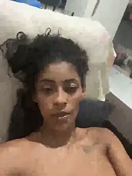 thatazy webkamerás műsora