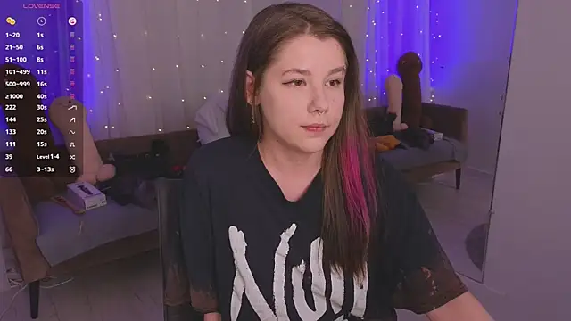 Mira_Falls' Live XXX Chat