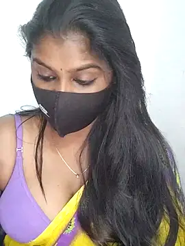 Chat XXX en directo de Tamil_Azhaghi