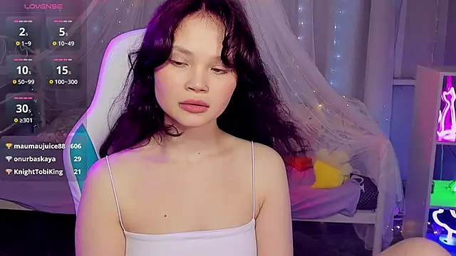 Živý XXX chat EmilyChaves