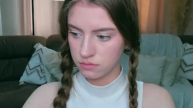 Erica_Kiss 现场XXX聊天