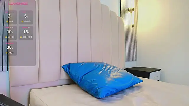 lian_cameron Show Webcam