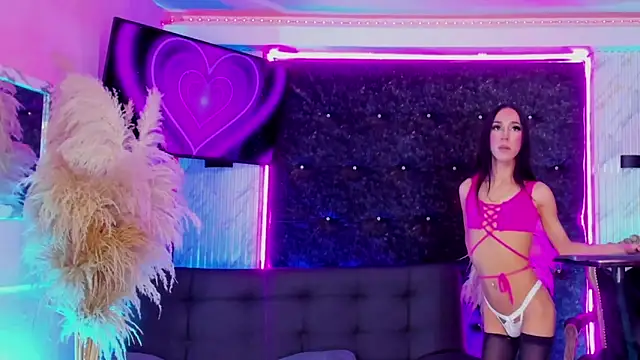 Queens_Wonders_Blonders Live XXX-chat