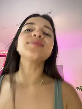 Chatroom XXX en direct de EmmaRose___