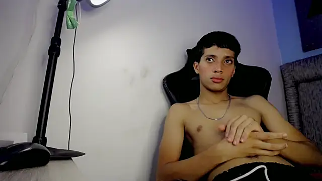 Webkamerová show Yei_lee_