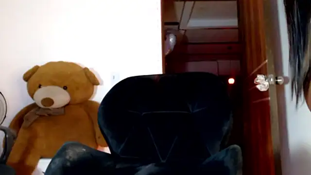 mistressbigcock777 – webcam-show