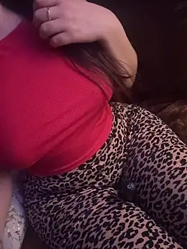 Chat +18 de Yaraa8 ao vivo