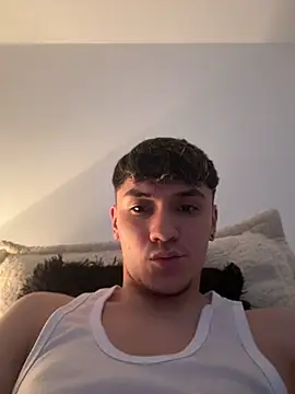 mathias_18 Adlı Modelin Web Kamerası Şovu