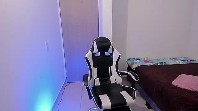 دردشة Asta_YunoXXX الجنسية المباشرة