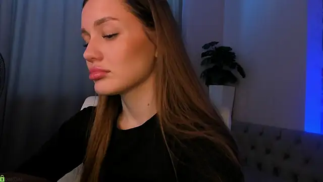 دردشة Aria_Mila الجنسية المباشرة