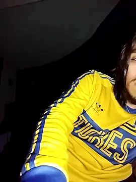 Pokazy przed kamerką – AlexAlejandro13