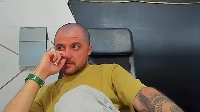 JamesMyerss Show Webcam