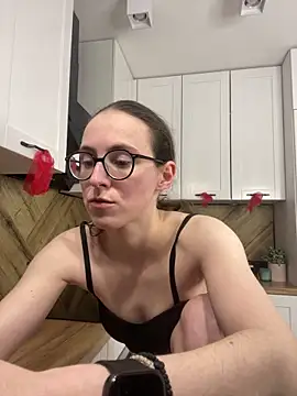 Chat +18 de MartiniiSelenna ao vivo