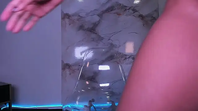 Chat +18 de Calyselen ao vivo