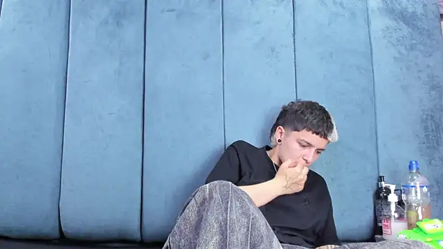 Chat XXX en directo de Megan_Thompson_