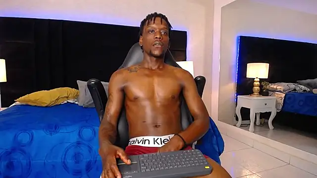 SkylerBigxxx 网络视讯表演