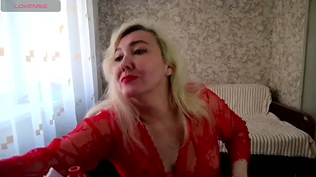 LadyKriss 라이브 XXX 채팅