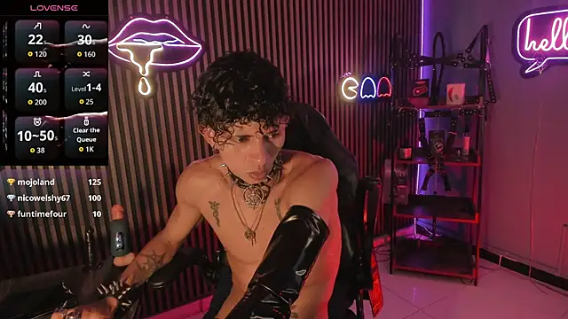 Maximoking26 Show Webcam