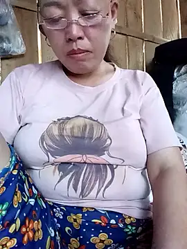 Chat XXX ao vivo de Agnes-baby