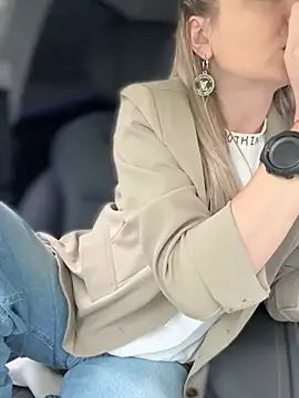 Crazy-Rosa live XXX chat