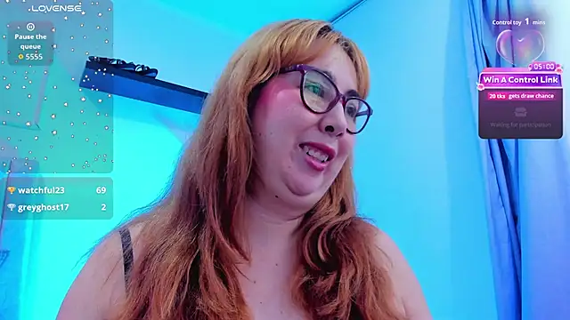 chloe_prg's Live XXX Chat