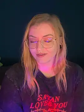 CherryyCheeks Live XXX-chat