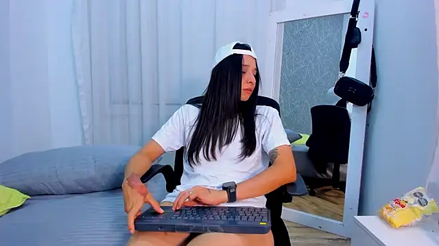 ViictoriiaSaenz Chat XXX in diretta