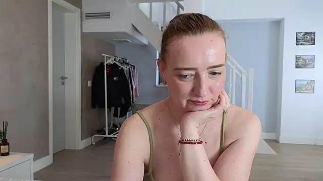 دردشة Blue_Angel_Sweet الجنسية المباشرة