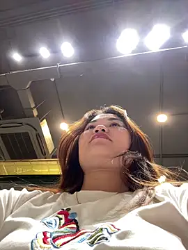 Emily_9xx live XXX chat