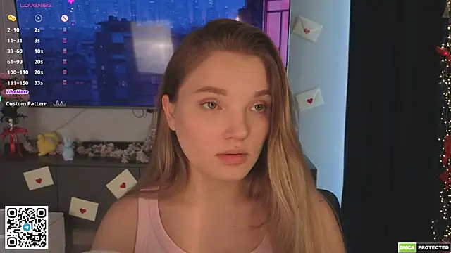 JulieLupo's Live XXX Chat