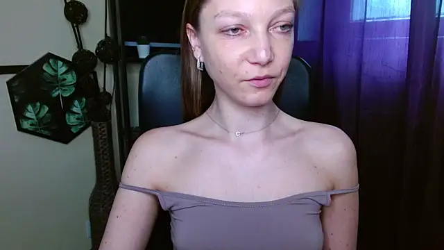 EmillyPlayn Live XXX chat