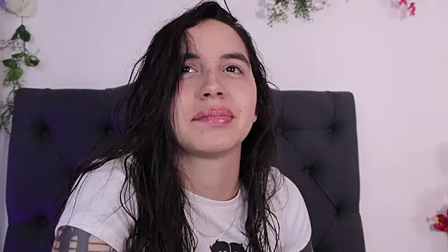 kaylee_lee Adlı Modelin Canlı XXX Sohbeti