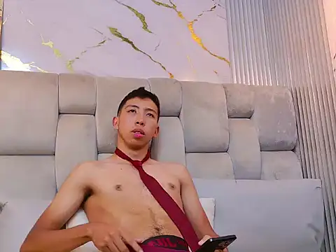 MOgekobig19 Webcam Show