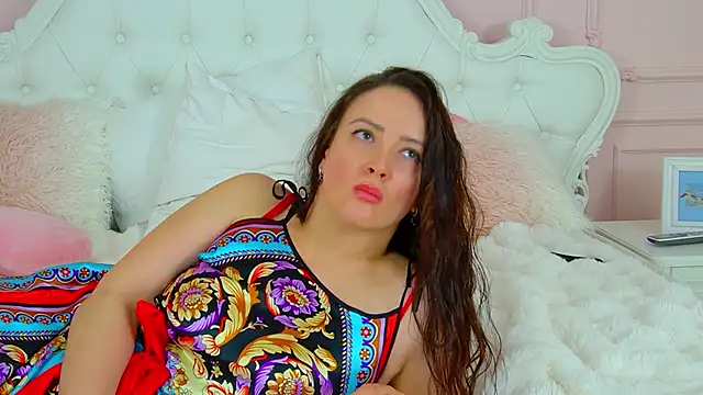 XXX chat uživo modela ElinaBellucci