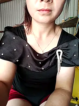 Cute-flowers élő XXX-chatje